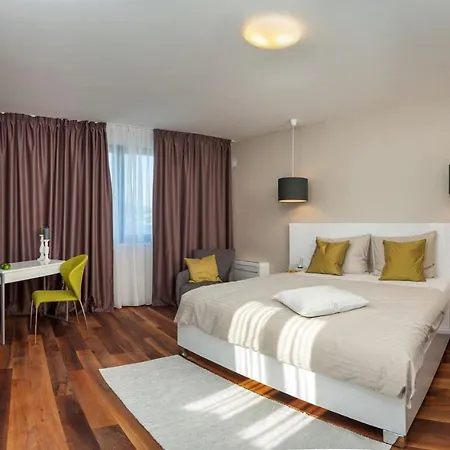 Willa Beachfront Sunce On Ciovo Island *